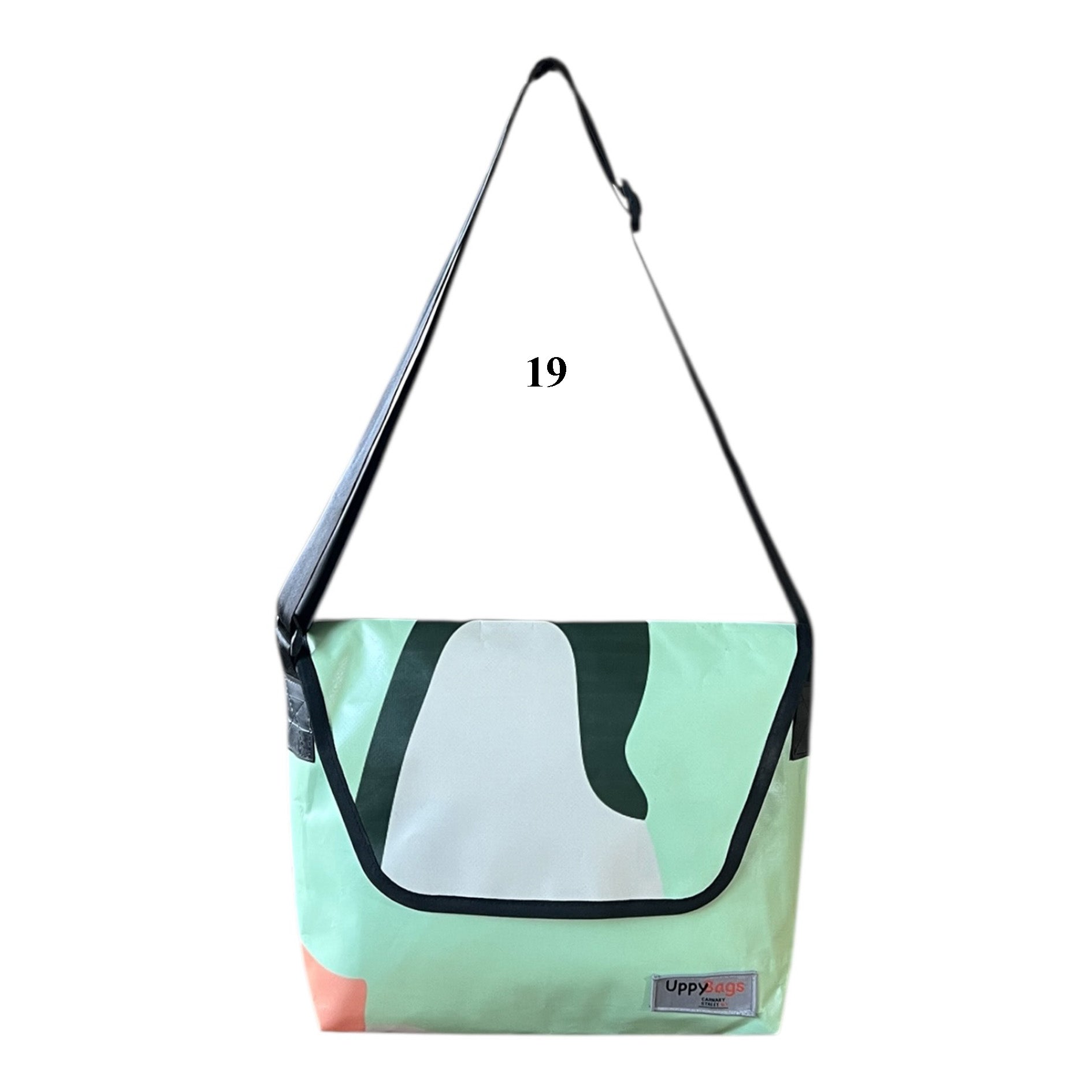 Carnaby unisex messenger