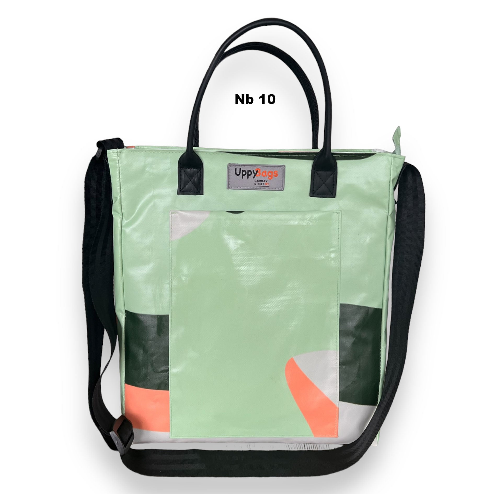 Upcycled materiał bags, made from building banners, bags made from building banners