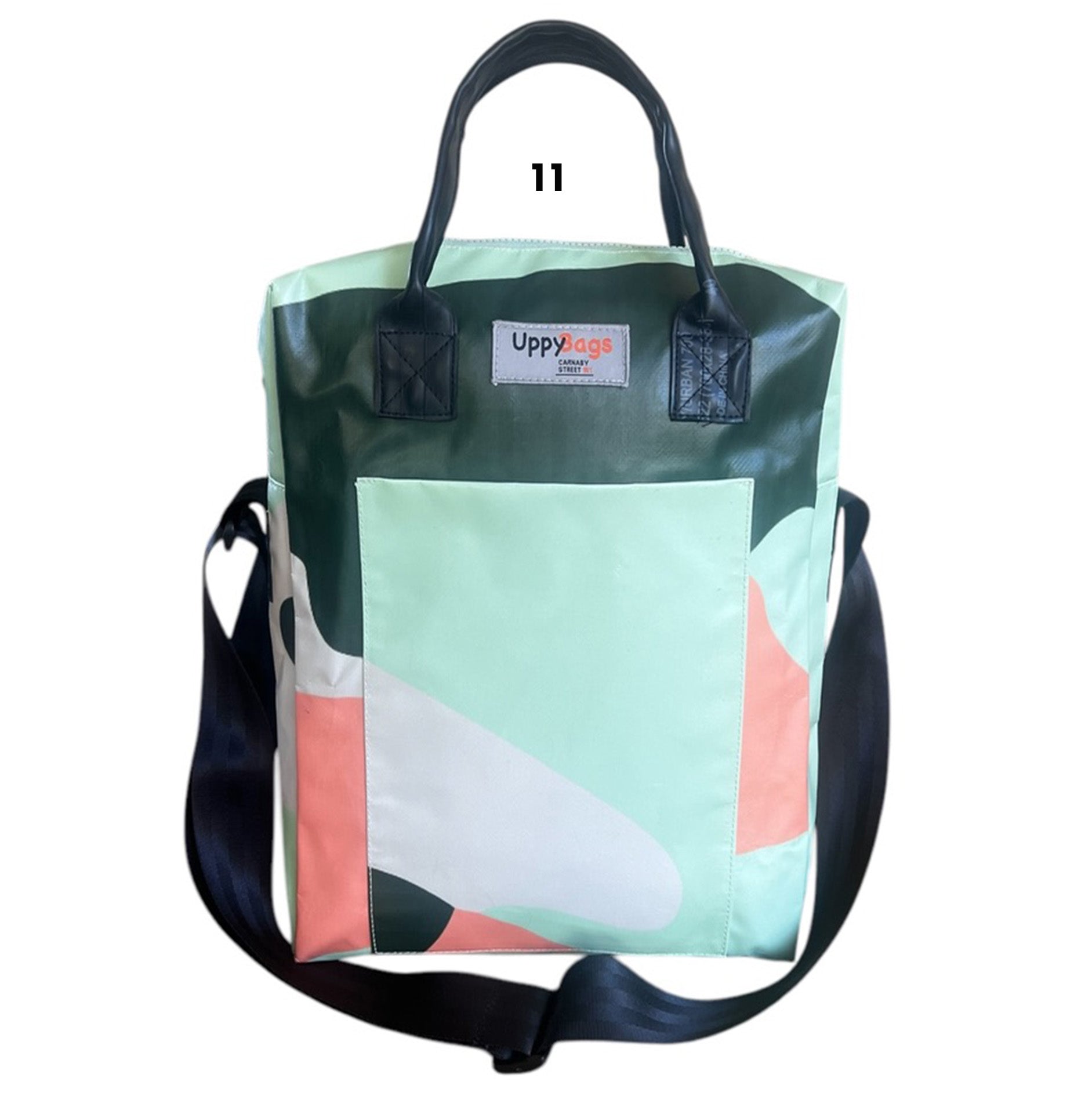 Recycled form building banner bag with handles