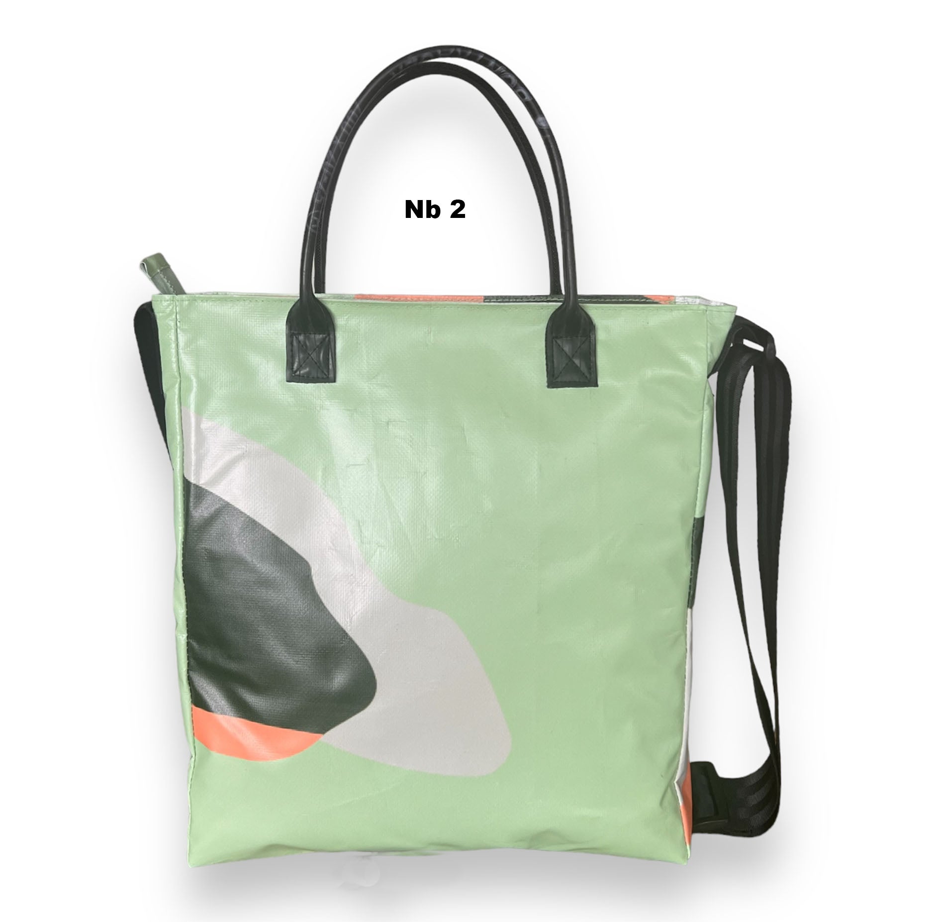 Upcycled materiał bags, made from building banners, bags made from building banners